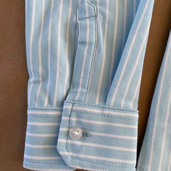 Cutter and Buck Dry fit long sleeve shirt - Picture 4 of 12